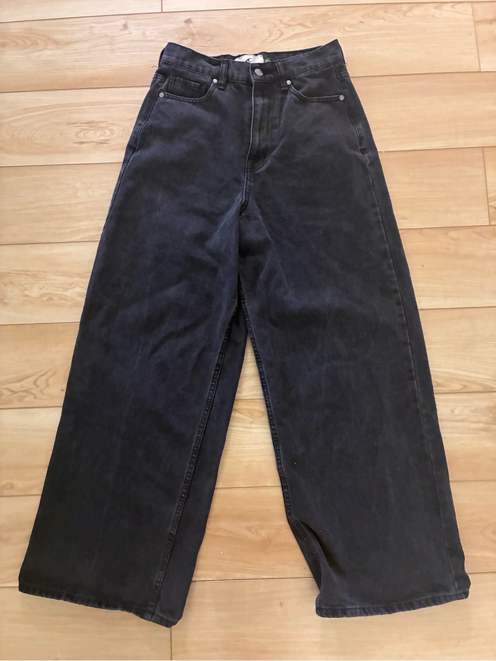 Relaxed Men’s Wide-Leg Jeans in Black